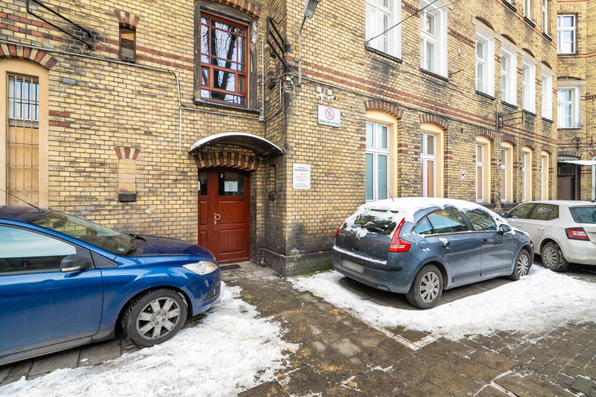 Przytulne Studia Very Berry W Poznaniu Blisko Parku By Noclegi Renters Eksteriør billede