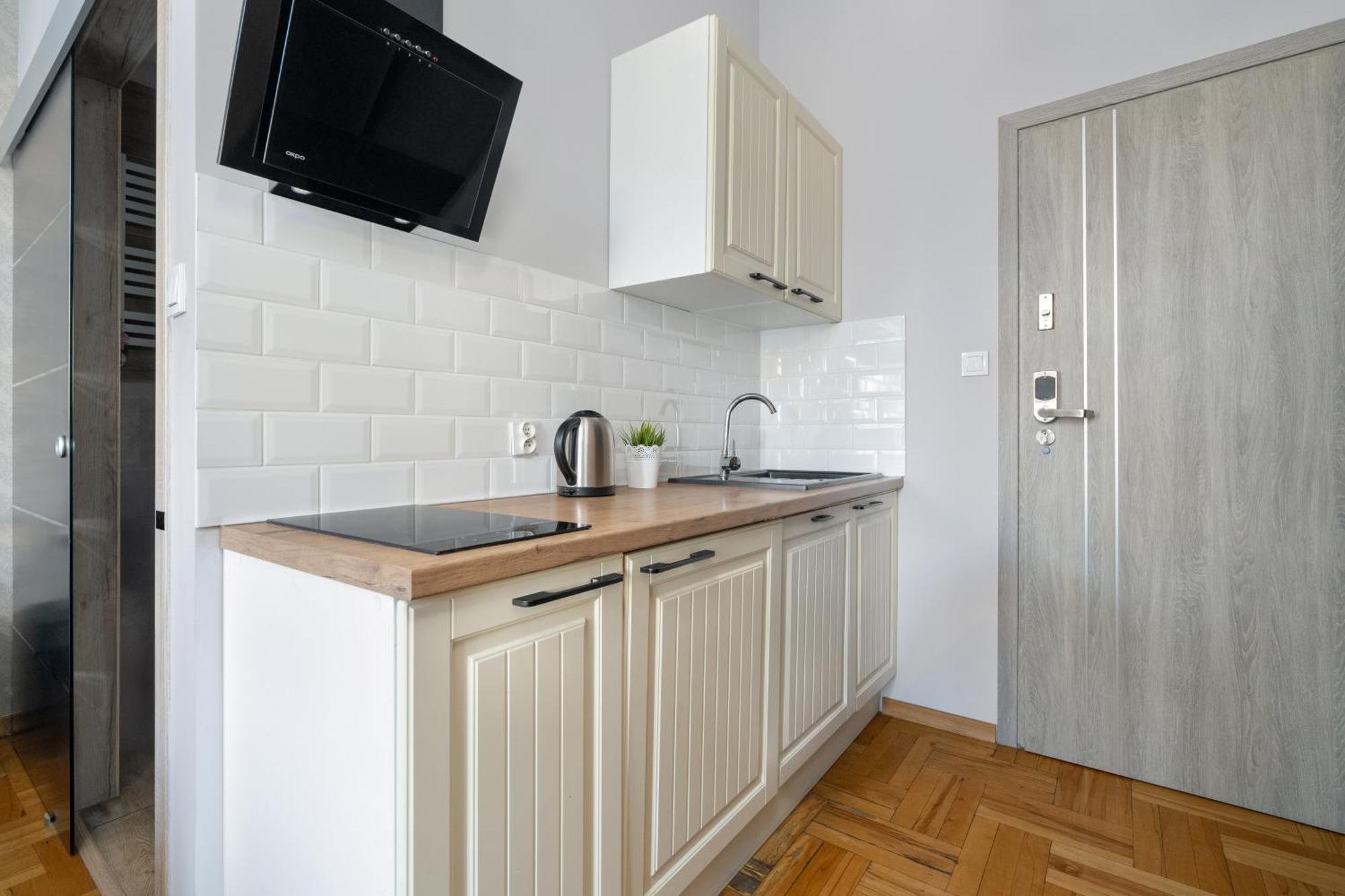 Przytulne Studia Very Berry W Poznaniu Blisko Parku By Noclegi Renters Eksteriør billede
